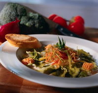 Explorers Restaurant - Pubs Adelaide