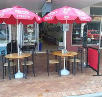 Mclaren's Cafe - Pubs Adelaide