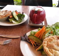 Maple 3 - Pubs Adelaide