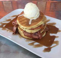 Gillies Roadhouse - Pubs Adelaide