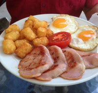 Smiley Piggy Cafe - Pubs Adelaide