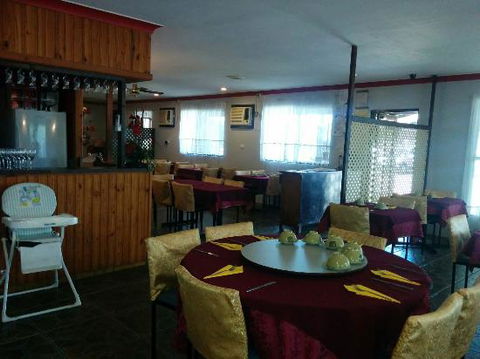 The Pineapple Patch Family Restaurant - Pubs Adelaide 0