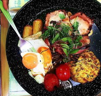 Mudjira Village Eatery - Pubs Adelaide