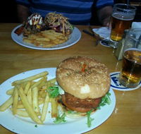 The Point Tavern - Pubs Adelaide