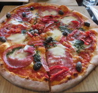 Acqua e Farina Woodfire Pizzeria - Pubs Adelaide