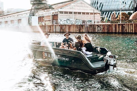 1.5-Hour Boat Rental In Melbourne - Pubs Adelaide 4