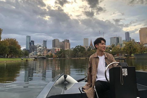 1.5-Hour Boat Rental In Melbourne - Pubs Adelaide 5