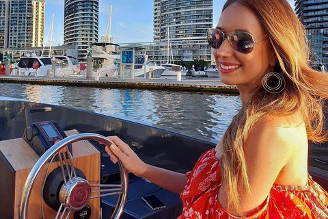 2-Hour Boat Rental In Melbourne - Pubs Adelaide 5