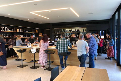 Beer, Wine And Gin (The Ultimate Tastings.) - Pubs Adelaide 5
