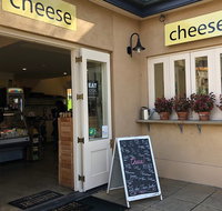 Small Group Adelaide Hills and Hahndorf Hideaway Tour from Adelaide - Pubs Adelaide