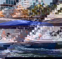 2-Hour Self-Drive Boat Hire on the Yarra River - Pubs Adelaide