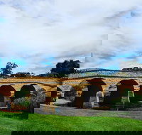 Tasmania 6 Day 'Tour in Circle' - Pubs Adelaide