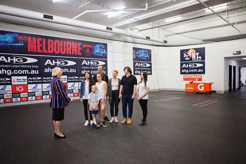 Melbourne Sports Experience + Free MCG Tour - Pubs Adelaide 5