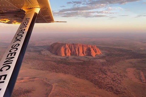 Scenic Flight: Uluru & Kata Tjuta - Pubs Adelaide 1