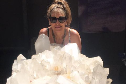 Byron Bay And The Crystal Castle Day Tour From Gold Coast - Pubs Adelaide 4