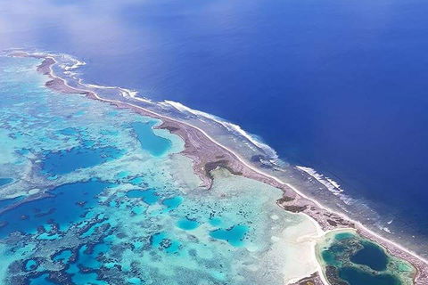 Abrolhos Islands Fixed-Wing Scenic Flight - Pubs Adelaide 5