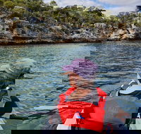 Cliffs and Caves Kayak Tour in Swan River - Pubs Adelaide