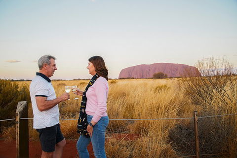 Uluru (Ayers Rock) Sunset Tour - Pubs Adelaide 0