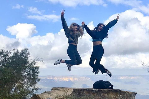 Small-Group Blue Mountains Tour With A Local Guide - Pubs Adelaide 0
