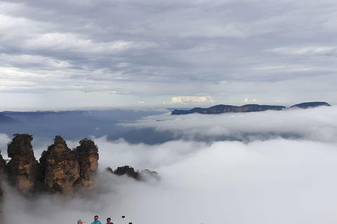 Small-Group Blue Mountains Tour With A Local Guide - Pubs Adelaide 1