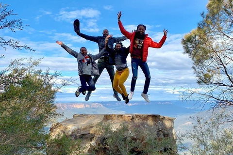 Small-Group Blue Mountains Tour With A Local Guide - Pubs Adelaide 3