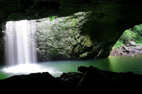 Natural Bridge & Springbrook Waterfalls Tour + Hot Air Balloon With Breakfast - Pubs Adelaide 2