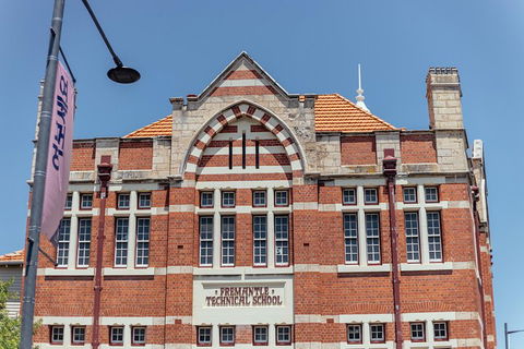 Private City Kickstart Tour: Fremantle Icons & Gems Of Perth - Pubs Adelaide 1