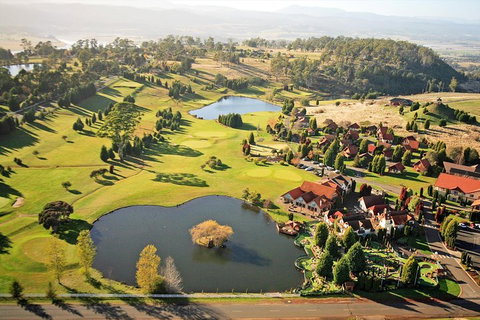 West Tamar Wine Tour - Pubs Adelaide 4