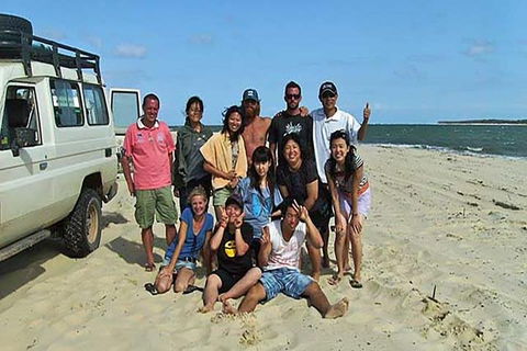 Full-Day Moreton Island 4x4 Sightseeing Tour - Pubs Adelaide 1