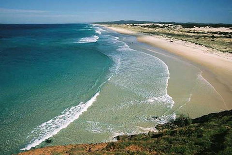 Full-Day Moreton Island 4x4 Sightseeing Tour - Pubs Adelaide 2