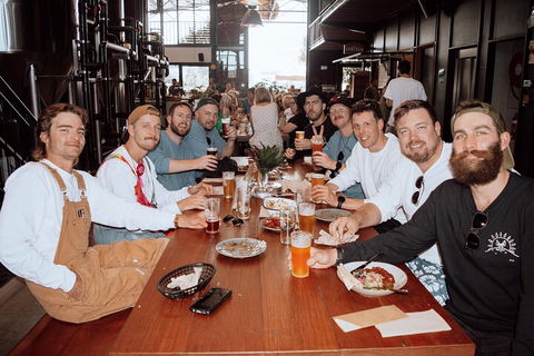 Private Custom Byron Bay Day Out - Pubs Adelaide 3