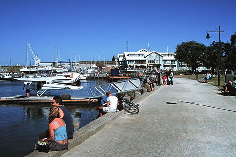 Melbourne City And Williamstown Ferry Cruise - Pubs Adelaide 2