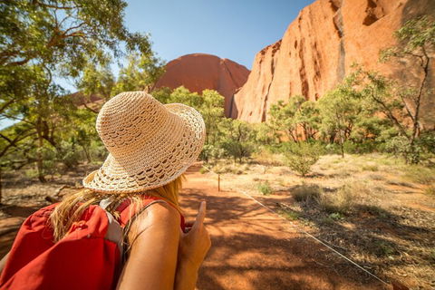 7-Day Guided Tour Of Alice Springs With Accommodation Included - Pubs Adelaide 2