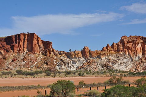 7-Day Guided Tour Of Alice Springs With Accommodation Included - Pubs Adelaide 3
