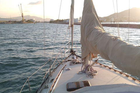 Townsville Small Group Early Morning Sailing Cruise Boat Tour Charter Hire - Pubs Adelaide 1
