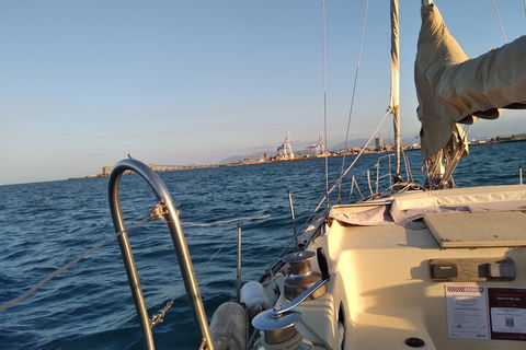 Townsville Small Group Early Morning Sailing Cruise Boat Tour Charter Hire - Pubs Adelaide 2