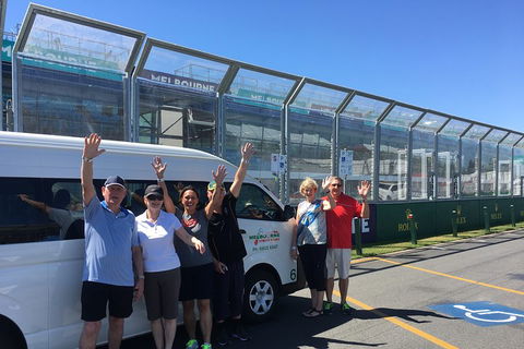 Full-Day Sports And Beer Tour Of Melbourne With Lunch - Pubs Adelaide 3