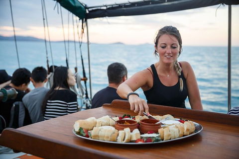 Fly & Sail Package (With Providence) - Pubs Adelaide 0
