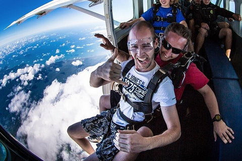 Byron Bay Tandem Sky Dive - Pubs Adelaide 4