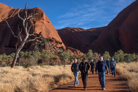 Highlights Of Uluru Including Sunrise And Breakfast - Pubs Adelaide 3