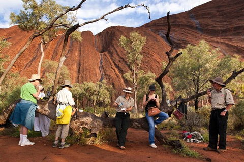 Full Uluru Base Walk At Sunrise Including Breakfast - Pubs Adelaide 5