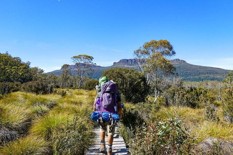 6 Day Trek The Cradle Mountain Overland Track - Pubs Adelaide 4