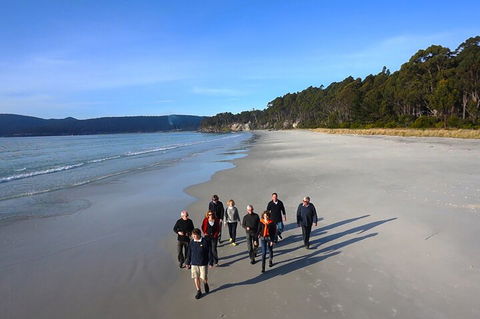 Bruny Island Traveller - Gourmet Tasting And Sightseeing Day Trip From Hobart - Pubs Adelaide 5