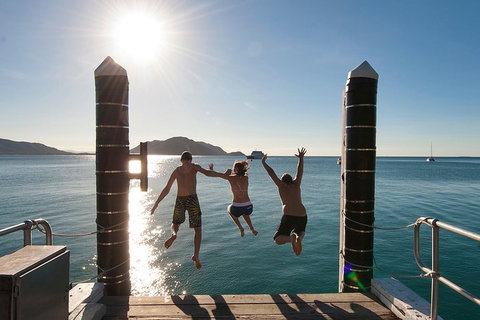 Fitzroy Island Catamaran Transfers From Cairns - Pubs Adelaide 0
