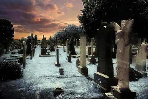 Southport Cemetery Paranormal Activity Tour QUEENSLAND - Pubs Adelaide 1