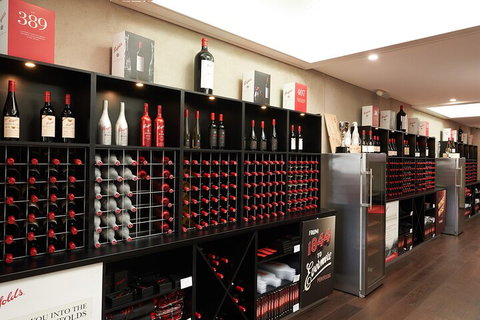 Penfolds Barossa Valley: Make Your Own Wine - Pubs Adelaide 2