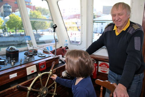 Derwent River Historic Harbour Cruise From Hobart - Pubs Adelaide 4