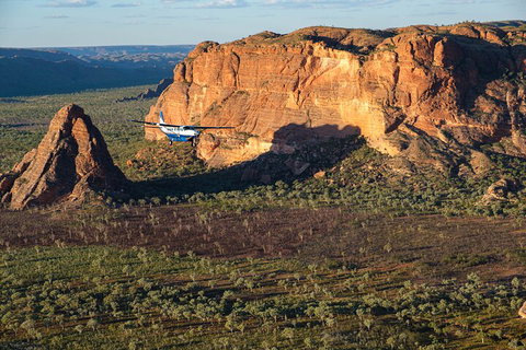 Bungle Bungle Scenic Flights, Domes & Cathedral Gorge Walk - Pubs Adelaide 2