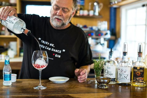 Heritage, Wine & Gin Tours - Pubs Adelaide 2