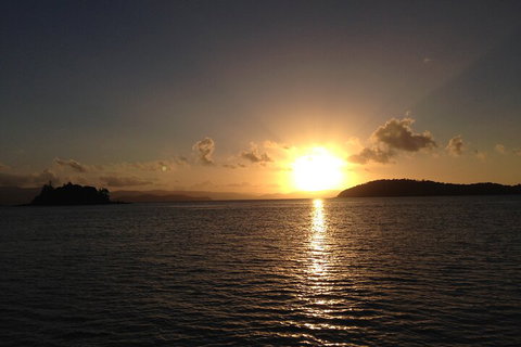 Sunset Sail In The Whitsundays - Pubs Adelaide 4
